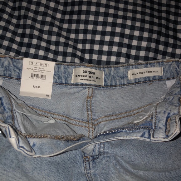 Cotton on high rise stretch denim shorts - Picture 4 of 4